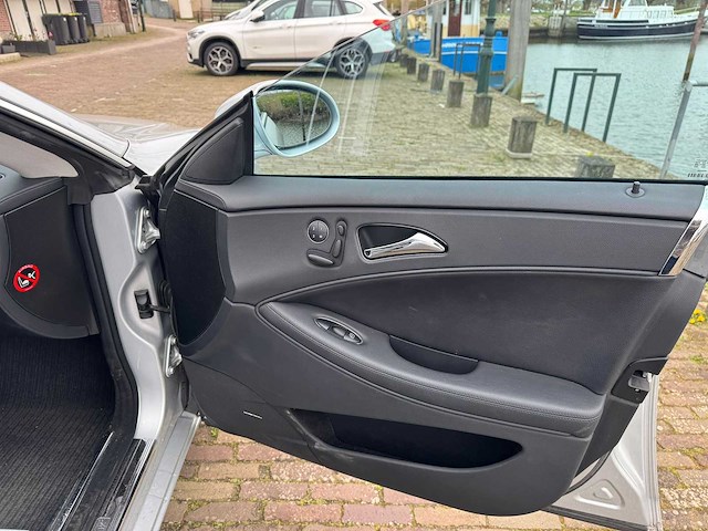 2005 mercedes-benz cls-klasse 350 automaat 59-rp-xb - afbeelding 4 van  6