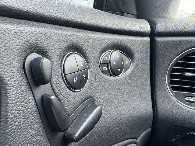 2005 mercedes-benz cls-klasse 350 automaat 59-rp-xb - afbeelding 22 van  27