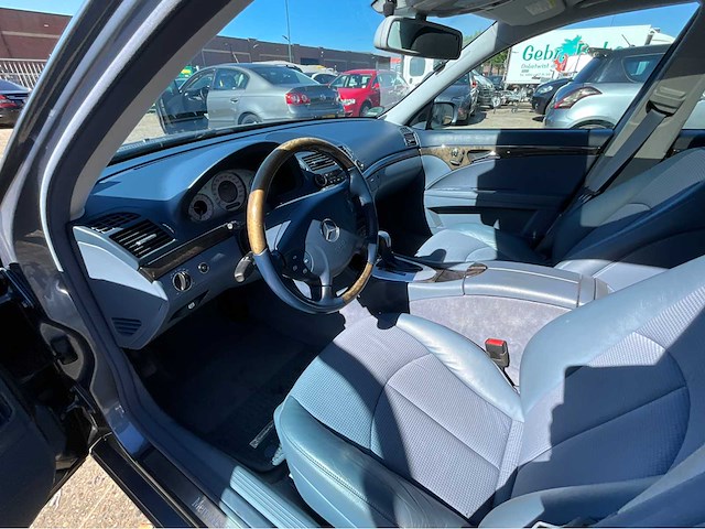 2005 mercedes-benz e-klasse 350 classic personenauto - afbeelding 2 van  30