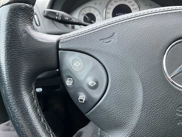 2005 mercedes-benz e-klasse 500 avantgarde personenauto - afbeelding 3 van  18