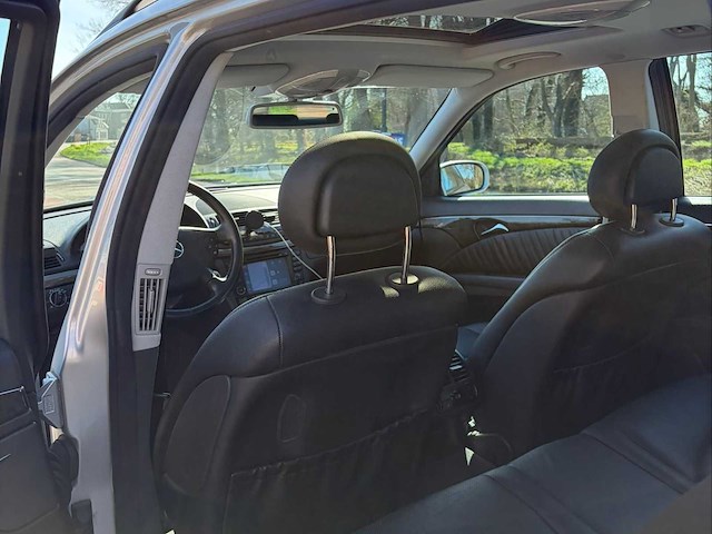 2005 mercedes-benz e-klasse combi 320 avantgarde 4m personenauto - afbeelding 21 van  26