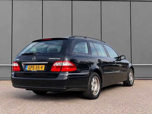2005 mercedes-benz e-klasse estate 200 k. elegance personenauto - afbeelding 13 van  17