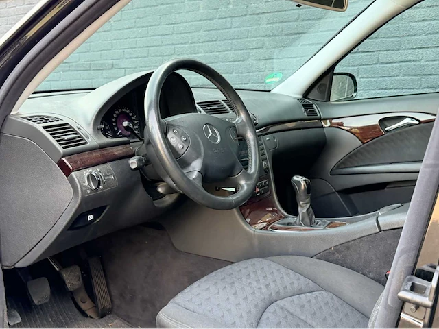 2005 mercedes-benz e-klasse estate 200 k. elegance personenauto - afbeelding 16 van  18