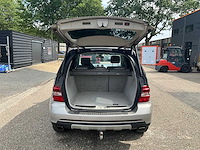 2005 mercedes-benz m-klasse 350 personenauto 72-sf-dt - afbeelding 19 van  27