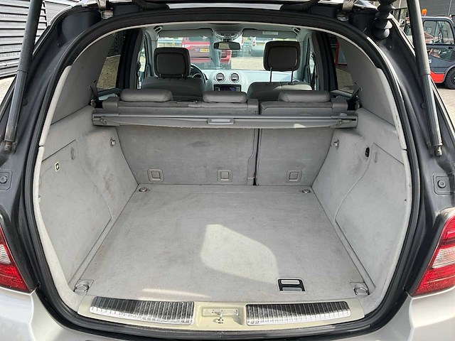 2005 mercedes-benz m-klasse 350 personenauto 72-sf-dt - afbeelding 20 van  27