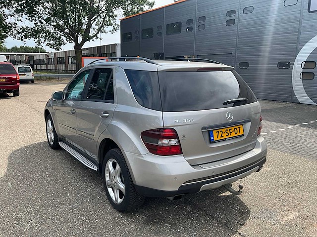 2005 mercedes-benz m-klasse 350 personenauto 72-sf-dt - afbeelding 15 van  25