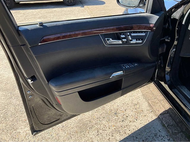 2005 mercedes-benz s-klasse 500 lang personenauto - afbeelding 8 van  31