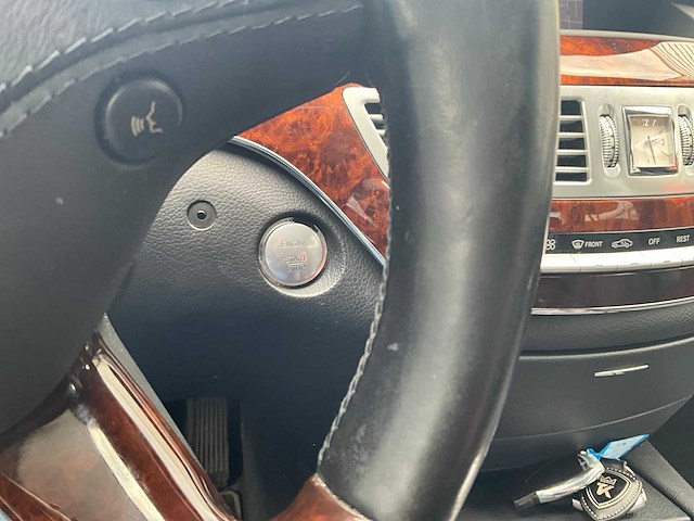 2005 mercedes-benz s-klasse 500 personenauto - afbeelding 20 van  35