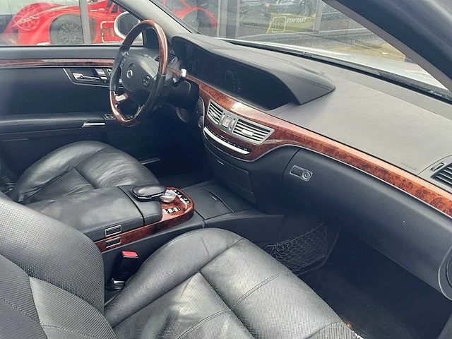 2005 mercedes-benz s-klasse 500 personenauto - afbeelding 26 van  35