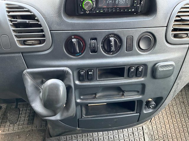 2005 mercedes-benz sprinter 311 cdi 2.2 bedrijfswagen - afbeelding 3 van  27