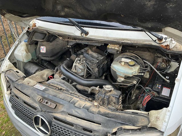 2005 mercedes-benz sprinter 311 cdi 2.2 bedrijfswagen - afbeelding 18 van  27