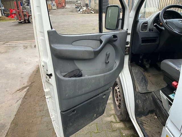 2005 mercedes-benz sprinter 311 cdi 2.2 bedrijfswagen - afbeelding 23 van  27