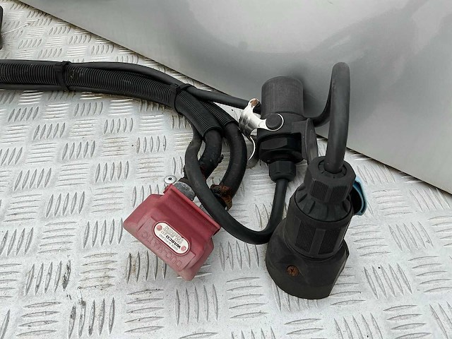 2005 mercedes-benz vrachtwagen (be) - afbeelding 4 van  33