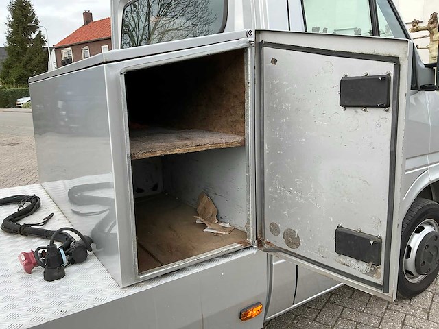 2005 mercedes-benz vrachtwagen (be) - afbeelding 5 van  33
