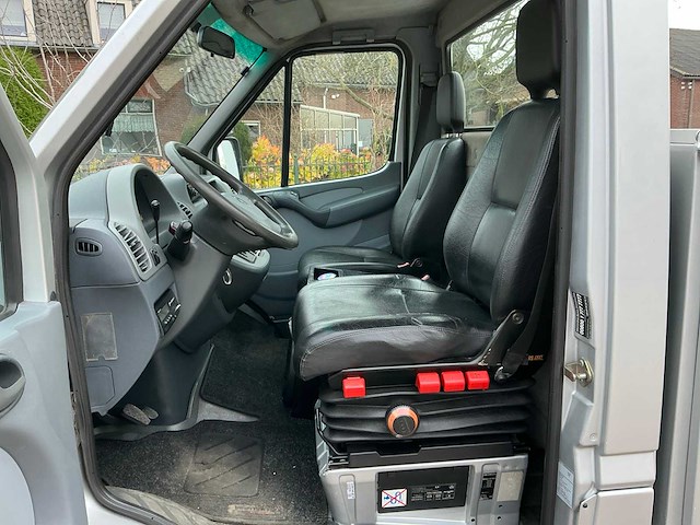 2005 mercedes-benz vrachtwagen (be) - afbeelding 8 van  33