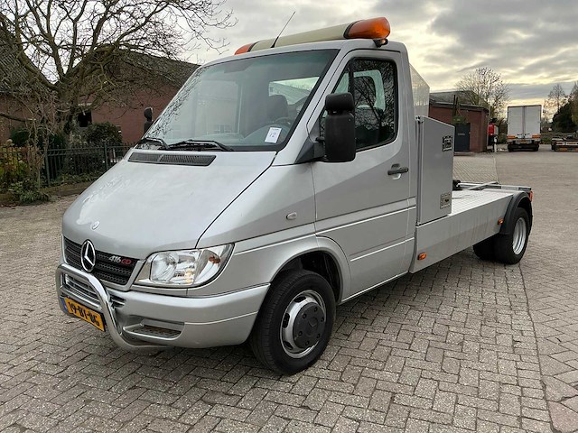 2005 mercedes-benz vrachtwagen (be) - afbeelding 1 van  33