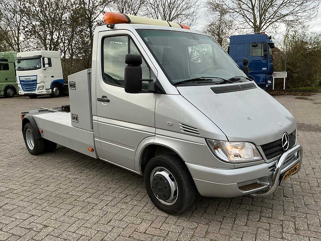 2005 mercedes-benz vrachtwagen (be) - afbeelding 23 van  33