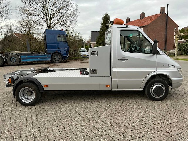 2005 mercedes-benz vrachtwagen (be) - afbeelding 28 van  33