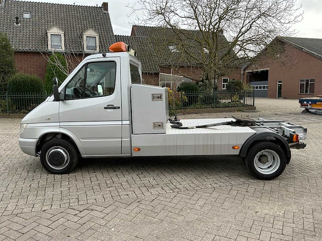 2005 mercedes-benz vrachtwagen (be) - afbeelding 32 van  33