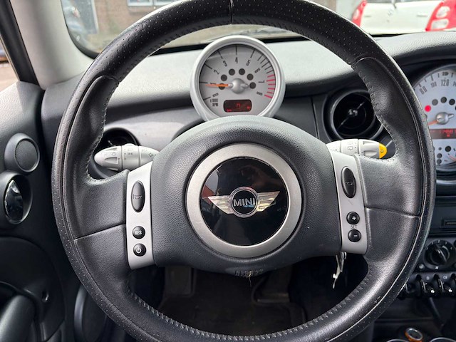2005 mini 3-deurs 1.6 cooper pepper - afbeelding 21 van  49