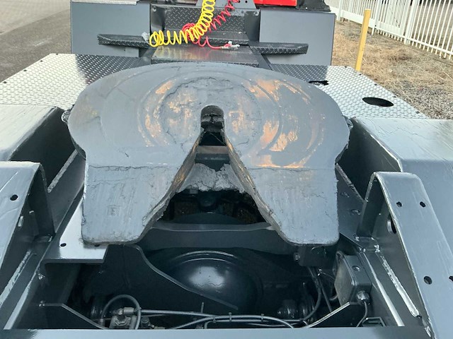 2005 mol yt200/4x2 terminaltruck - afbeelding 19 van  26