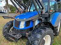 2005 new holland tl80a vierwielaangedreven landbouwtractor met mailleux voorlader - afbeelding 3 van  36