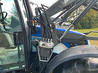2005 new holland tl80a vierwielaangedreven landbouwtractor met mailleux voorlader - afbeelding 7 van  36