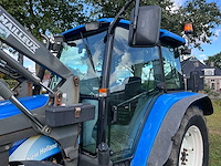2005 new holland tl80a vierwielaangedreven landbouwtractor met mailleux voorlader - afbeelding 11 van  36