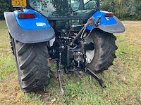 2005 new holland tl80a vierwielaangedreven landbouwtractor met mailleux voorlader - afbeelding 13 van  36