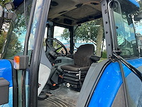 2005 new holland tl80a vierwielaangedreven landbouwtractor met mailleux voorlader - afbeelding 17 van  36