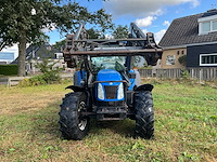 2005 new holland tl80a vierwielaangedreven landbouwtractor met mailleux voorlader - afbeelding 23 van  36