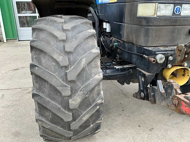 2005 new holland tm190 vierwielaangedreven landbouwtractor - afbeelding 14 van  30