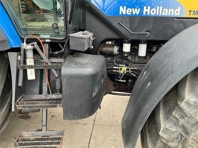 2005 new holland tm190 vierwielaangedreven landbouwtractor - afbeelding 18 van  30