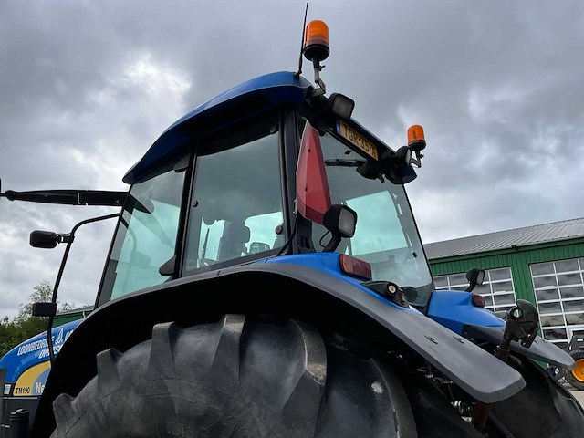 2005 new holland tm190 vierwielaangedreven landbouwtractor - afbeelding 27 van  30