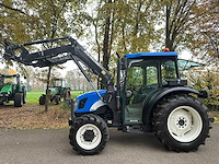 2005 new holland tn60da vierwielaangedreven landbouwtractor - afbeelding 2 van  8