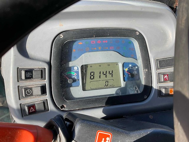 2005 new holland tn95da vierwielaangedreven landbouwtractor - afbeelding 7 van  31