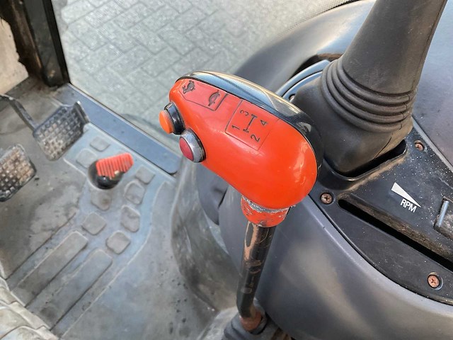 2005 new holland tn95da vierwielaangedreven landbouwtractor - afbeelding 8 van  31