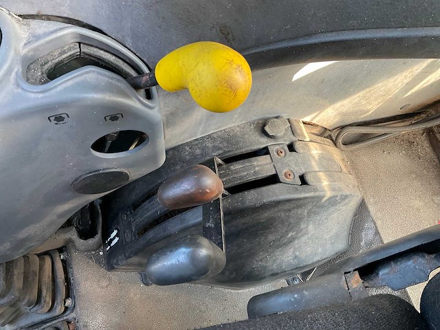 2005 new holland tn95da vierwielaangedreven landbouwtractor - afbeelding 19 van  31