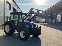 2005 new holland tn95da vierwielaangedreven landbouwtractor - afbeelding 12 van  31