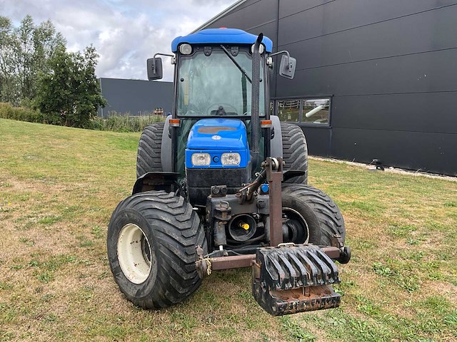 2005 new holland tn95fs minitractor - afbeelding 21 van  35