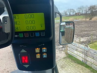 2005 new holland tvt 190 vierwielaangedreven landbouwtractor - afbeelding 19 van  27