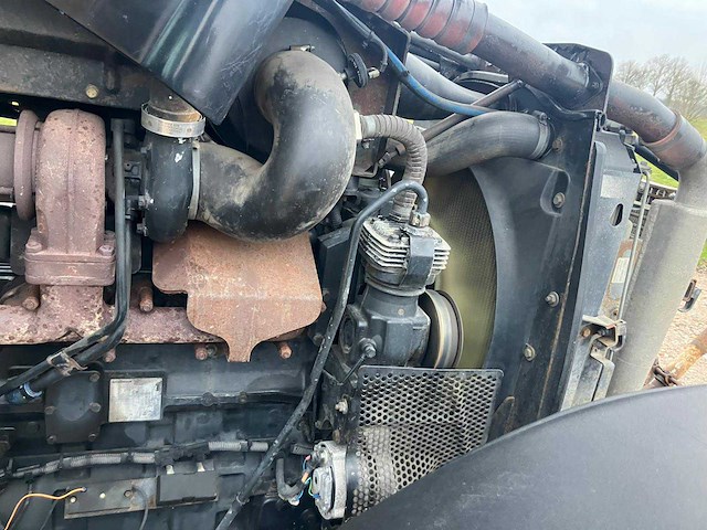 2005 new holland tvt 190 vierwielaangedreven landbouwtractor - afbeelding 24 van  27