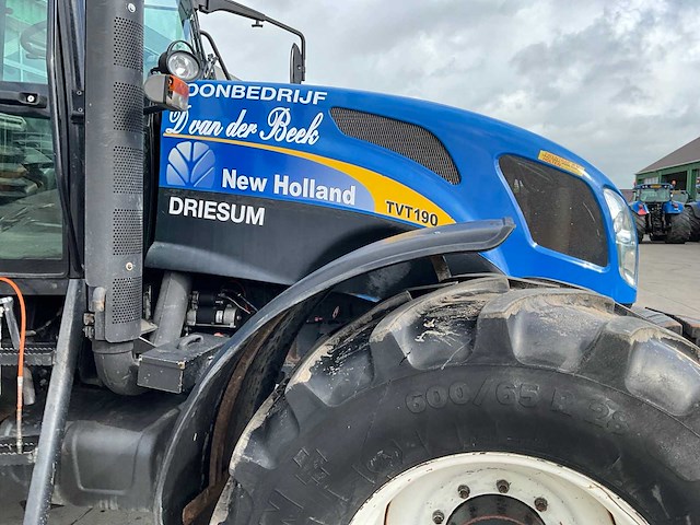 2005 new holland tvt190 vierwielaangedreven landbouwtractor - afbeelding 17 van  29