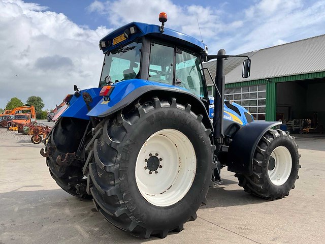 2005 new holland tvt190 vierwielaangedreven landbouwtractor - afbeelding 23 van  29