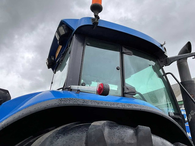 2005 new holland tvt190 vierwielaangedreven landbouwtractor - afbeelding 25 van  34