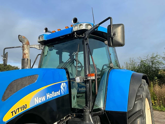 2005 new holland tvt190 vierwielaangedreven landbouwtractor - afbeelding 16 van  51