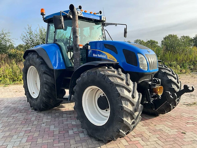 2005 new holland tvt190 vierwielaangedreven landbouwtractor - afbeelding 34 van  51