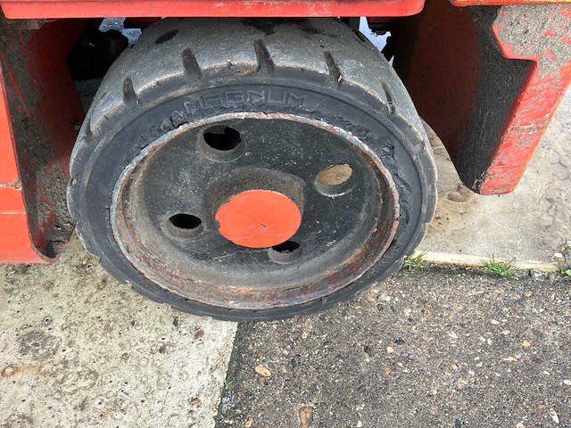 2005 nissan chp02l25e vorkheftruck - afbeelding 2 van  17