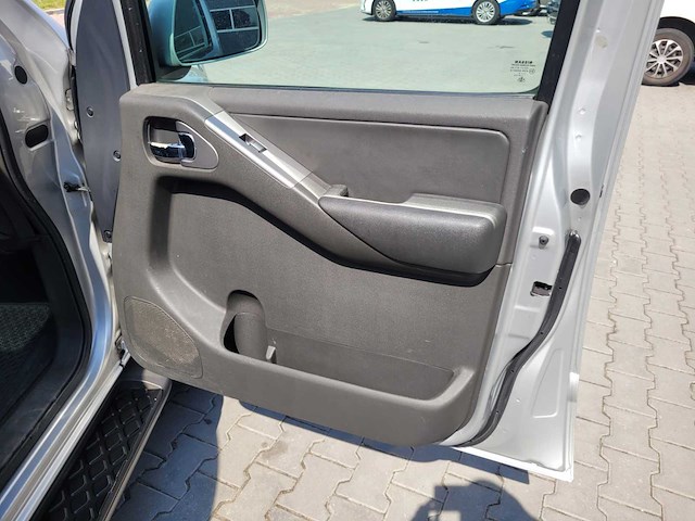 2005 nissan pathfinder 2.5 se schuifdak grijs kenteken personenauto - afbeelding 12 van  16