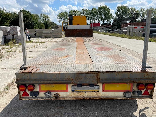 2005 nooteboom mco-48-03 v uitschuifbare hydraulisch gestuurde semi dieplader - afbeelding 8 van  13